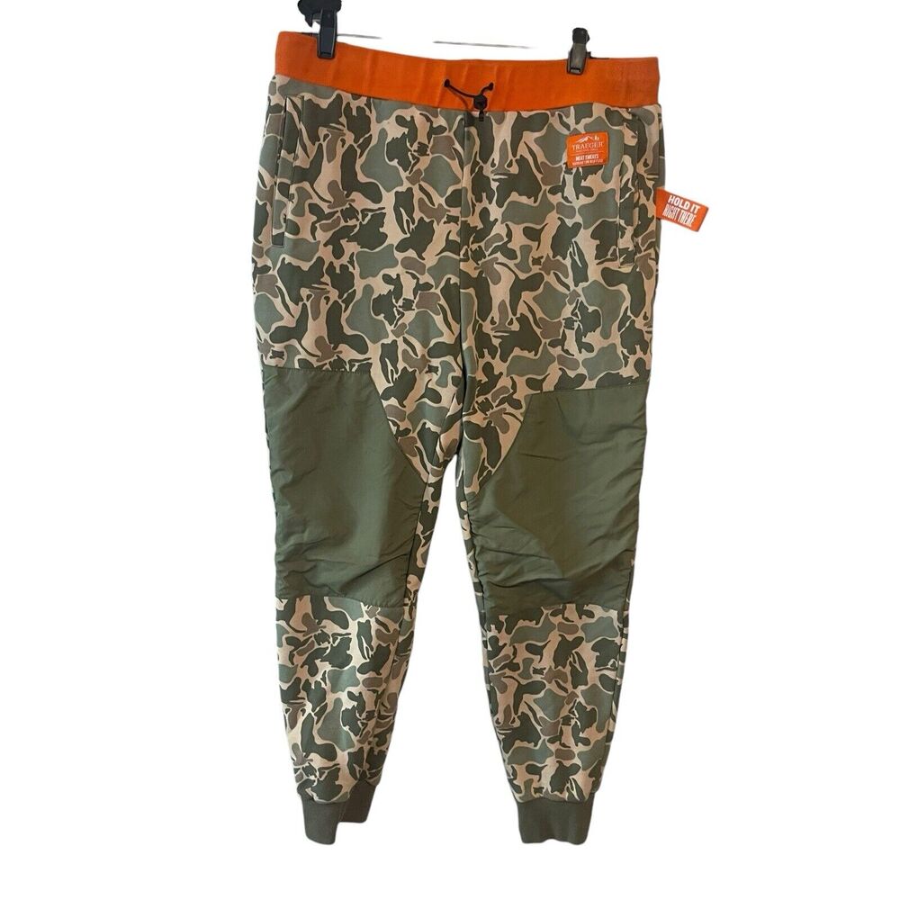 Large Traeger Meat Sweats APP469 Mens Camo